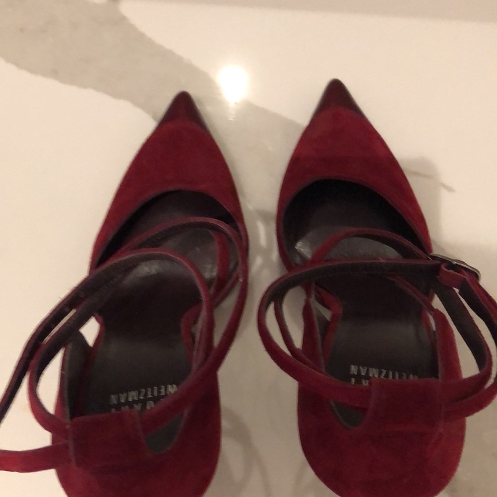 Stuart Weitzman Deep Red Suede/Patent Leather Hee… - image 5